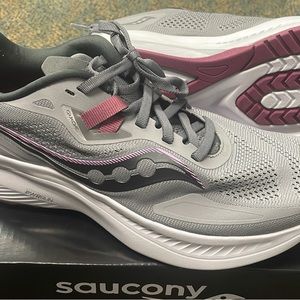 Women’s running shoes NIB size 8.5